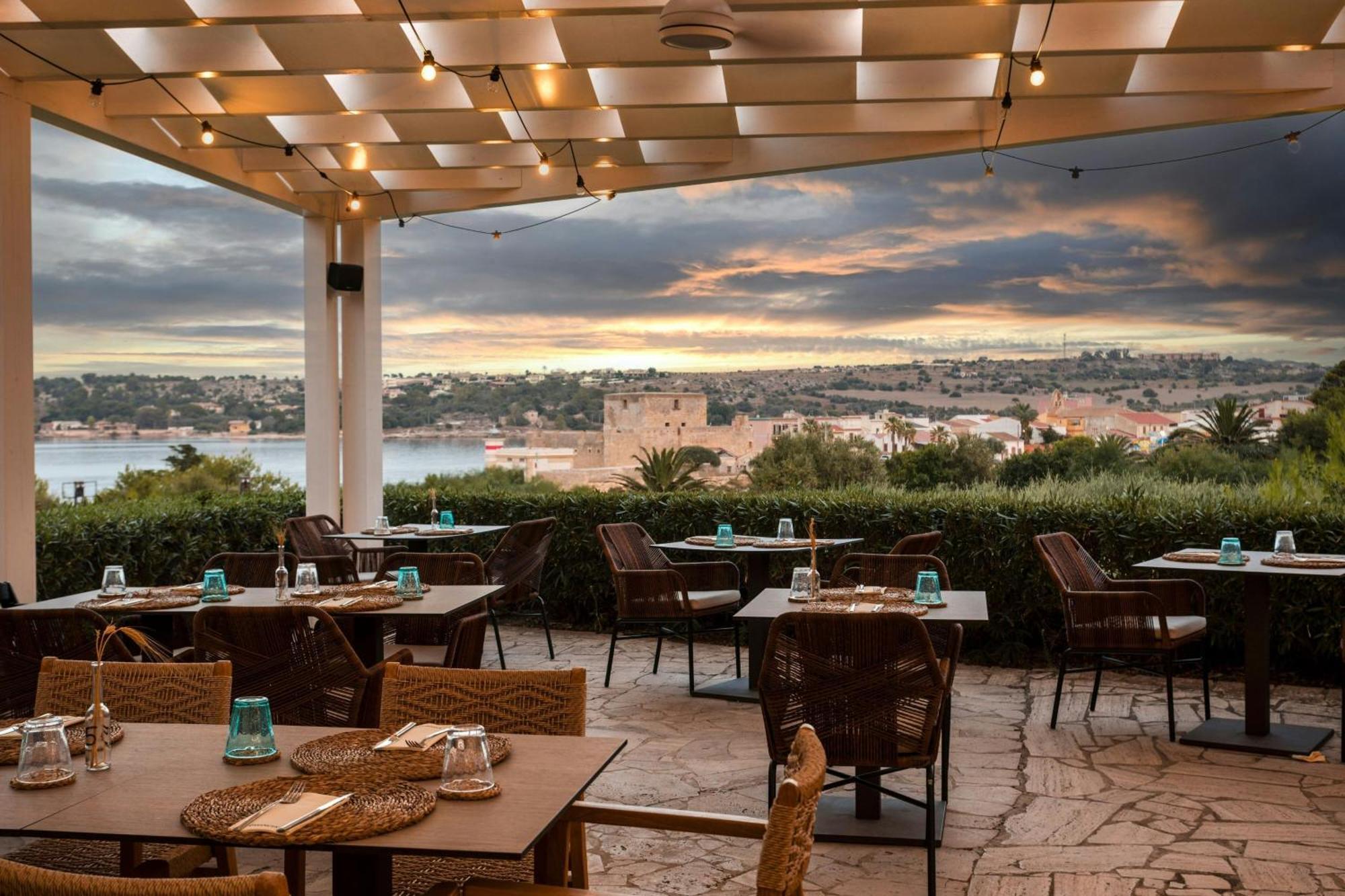 Mangia'S Brucoli, Sicily, Autograph Collection Hotell Exteriör bild